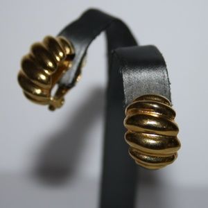 Vintage Jewelry - Stunning vintage gold earrings Vintage Jewelry - Stunning vintage gold earrings
